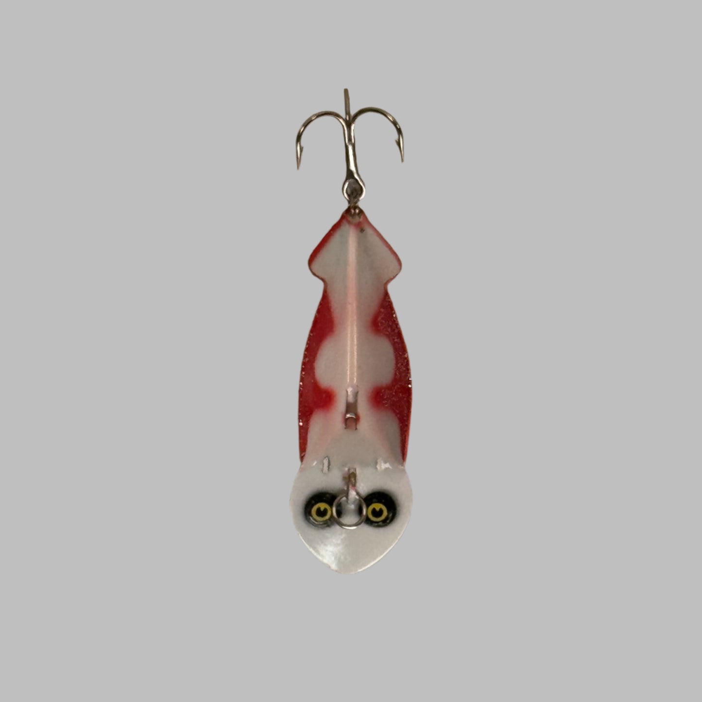 51-3 Scalloped Flash - White with Red Scallop